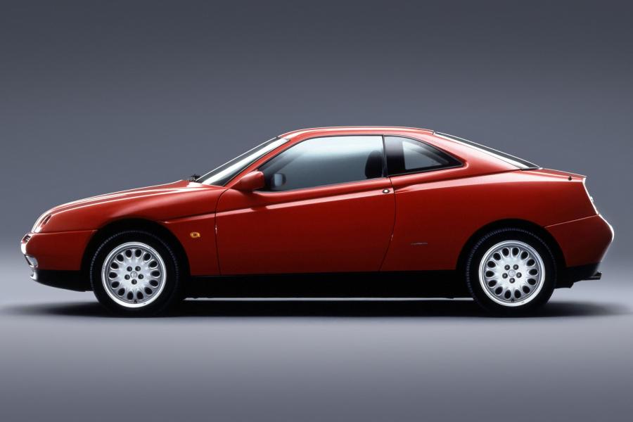  Alfa Romeo GTV (916C) 1995 года  (WW) (фото 2 из 27)